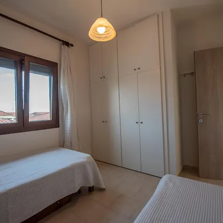 διαμέρισμα χαλκιδικής Apartment *