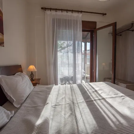 διαμέρισμα χαλκιδικής Apartment *