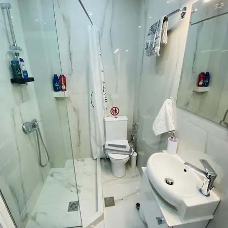 λαμπερό 1 テッサロニキ